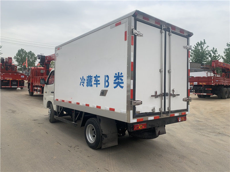 國六 福田祥菱3.1米冷藏車